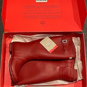 Classic Tall Hunter Boots Size 10 w/ Original Box